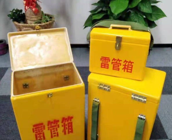 青龙玻璃钢雷管箱有哪些特点